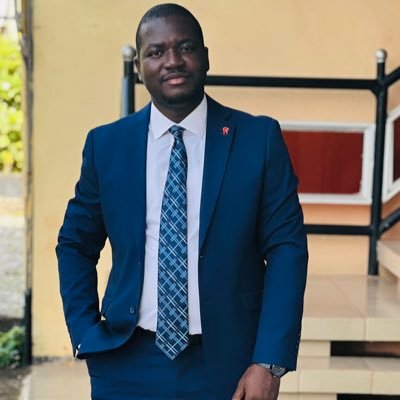 #RH/#Juriste/PSG/Catholique/Lions club/TM. #ESCA_Alumuni