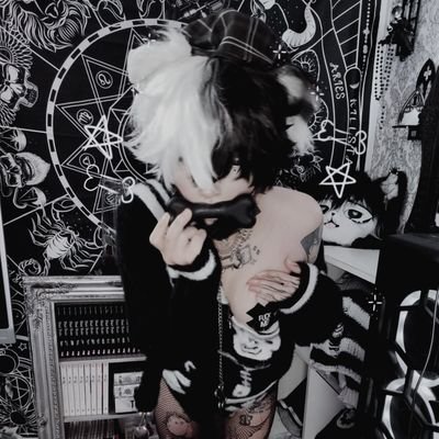 |𖤐𝕬𝖑𝖊𝖝/𝕻𝖚𝖕𝖕𝖞𖤐|
|𝔎𝔦𝔫𝔨𝔶 𝔟𝔬𝔶|
|🜏𝔄𝔯𝔱𝔦𝔰𝔱/𝔐𝔬𝔡𝔢𝔩/ℭ𝔬𝔰𝔭𝔩𝔞𝔶𝔢𝔯🜏|
✨🔞✨