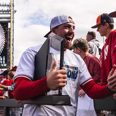 👋🏻 / Nebraska Alum 🌽 / Braves Organization ⚾️ / Joshua 1:9 ✝️