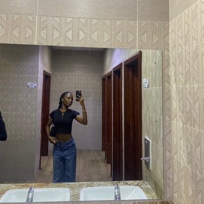 event planner | balloon stylist | event decorator | jm trends manager |manchester united | cr7 | i’m a soft girl please | volunteer @karisandeleos