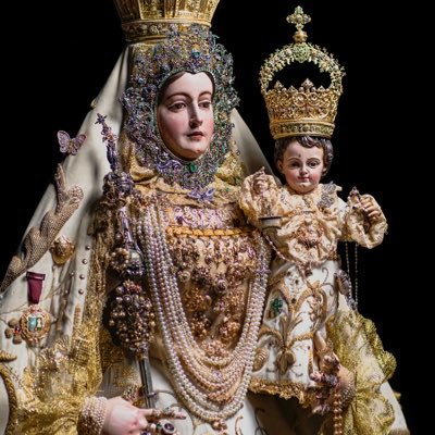 🦋Perfil dedicado a la devoción a María Stma de Araceli, quién es Honor, Gloria, Orgullo y patrona de Lucena y del campo andaluz. ⚜️Primera coronada de Córdoba