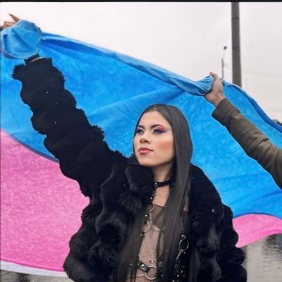 le_viasus's profile picture. Artivista TNB 🏳️‍⚧️ desde el canto y la raíz. Música que resiste, recuerda y sueña territorios dignos. 🎤 Escucha “Mequierovivx”.