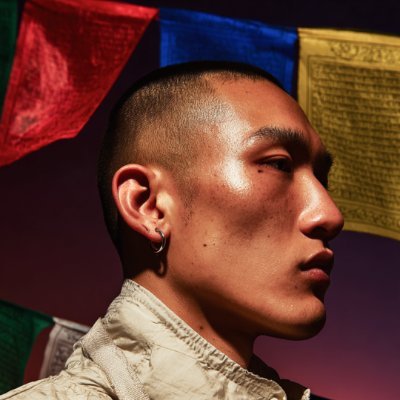 augi_vision's profile picture. Art Director -
AI & Interactive Design
Shaping visuals with VISION

IG : https://t.co/8ZyaB7yOD7

VISION & VISION VIDEO Systems →