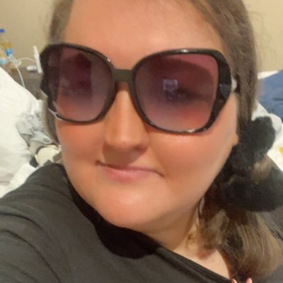 hearteyesdingle's profile picture. cat mum 🐾, telly addict, aspiring writer, scottish 🏴󠁧󠁢󠁳󠁣󠁴󠁿, living with cerebral palsy ♿️ and mental illness, no shame in being human.