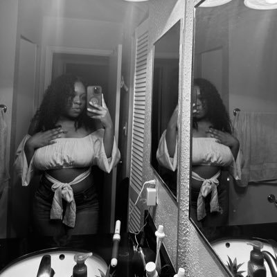 Auntie Bre ✨ 🔜 Disneyland🎢 Profile