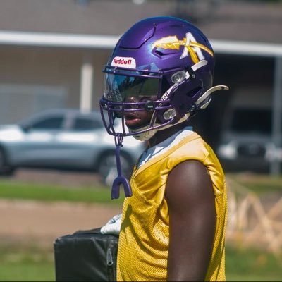 C/o of 2028|5’10 160lbs| CB/ATH| Amite High School| GPA:3.2|Phone #: (985-826-9316)| Email: Cedricburisejr126@gmail.com