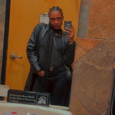 ✨Socialite✨ ✨VSU ALUM✨🥳 HOT BOYS FOREVER❤️ KTF ✨DO✨QH ✨AF✨ 🦇VL 🦇