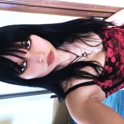 prettydollshit's profile picture. Little sluttie☆

Love candies flavored by wolfsbane.