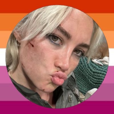 plazadegaby's profile picture. bye bitches