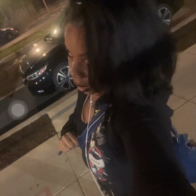 xvampniyerx's profile picture. I❤️vampires🧛🏽‍♀️ 23⭐️