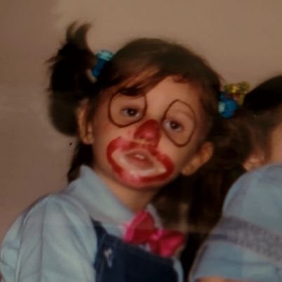 klounfraus's profile picture. Esogu🦧 sevgili günlük,