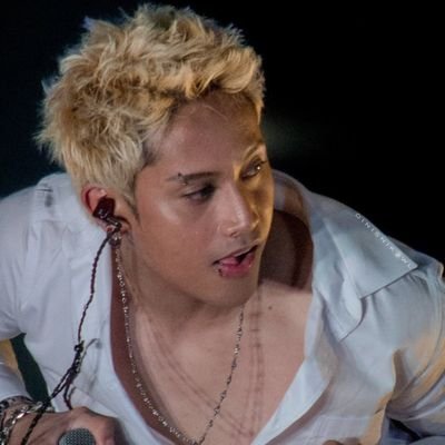 SB19andKEN's profile picture. 