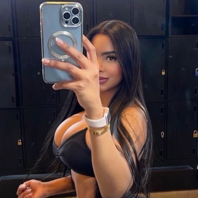 Modelo creadora de contenido explícito 🥰😈// Paisa // publicidad al dm // estudiante de comunicación social y periodismo