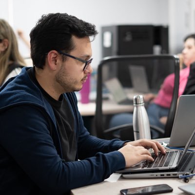 Sociólogo | MA. Estadística Apl. y Ciencia de Datos | Esp. Inteligencia Artificial