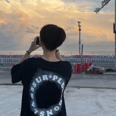 morningpag20798's profile picture. 