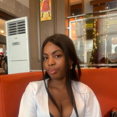 angel_mbanugo's profile picture. Who is you?