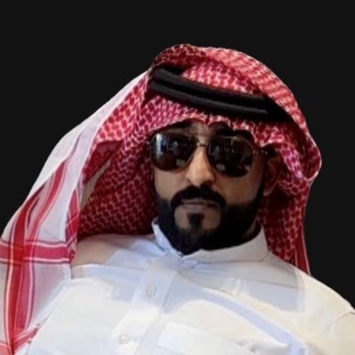 لاتأسفن على غدر الزمان لطالما رقصت على جثث الأسود كلاب لا تحسبن برقصها تعلو على أسيادها تبقى الأسود أسوداً والكلاب كلاب