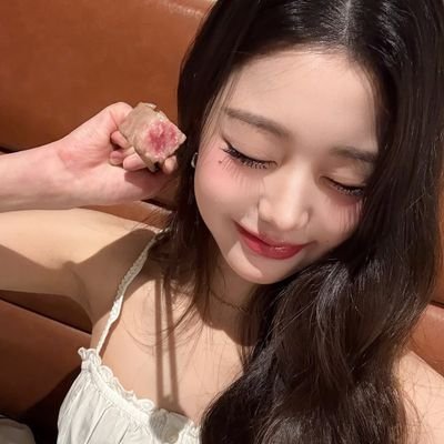 recrugit's profile picture. 🖇️⌇📁 hidden folders of softness ⌗🍓✩ journaling in binary ˖⩩꒰💗꒱ blush tones ꩟ backing up your daydreams as customer 🧸🗂️