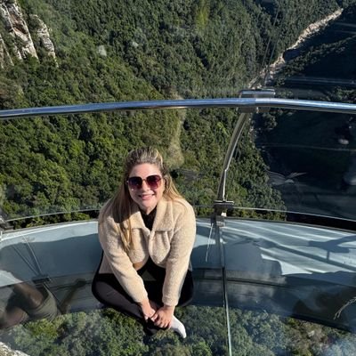 Andreesalcedoo's profile picture. Analitica de la vida, amante de los amaneceres y atardeceres. Bioquímica 🤍 Ig: @andresalcedoo