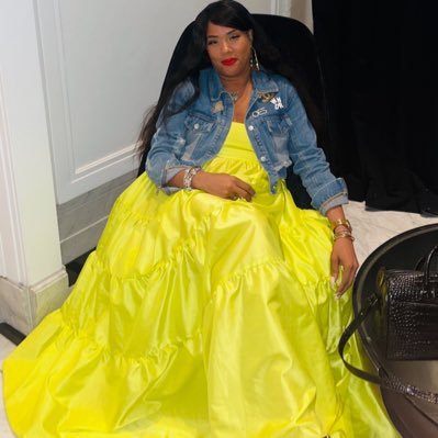 fashynelitist's profile picture. A dope ass woman w impeccable taste💖💕💖 “And those who were seen dancing were thought to be insane by those who could not hear the music. OES*HOJ*OGC *DOI PHA