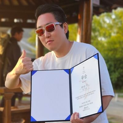 I am learning Korean archery. I want to learn horseback riding later.