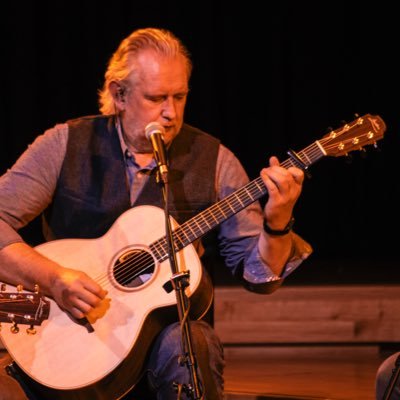 Musician & Vocalist | Member @WHGuitarClub | Chairman @CorkOrch | Adminstrator @MICCork | Love Music all kinds 🎼 🎶 🎵