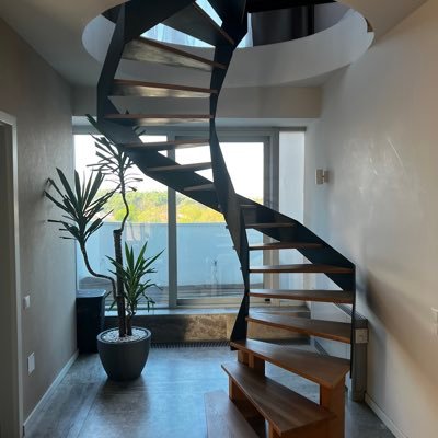 azjohn888's profile picture. 