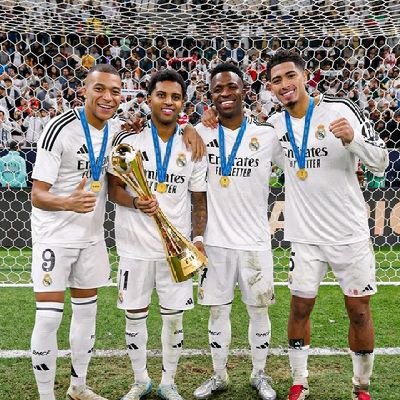 REAL MADRID AND RONALDO DIE HARD FAN. BARCELONA AND MESSI I HATE MOST IN FOOTBALL.. NATIONAL TEAM PORTUGAL🇵🇹 AND SUPER EAGLE🇳🇬. YOU CAN CALL ME MR SCARPHY