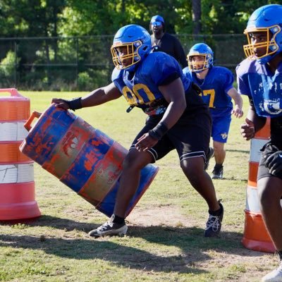 |C/O|2028|5'11 250lbs| Garner Highschool |NC|RALEIGH| GPA:3.0|DL|IG :_.yfb3rah e-mail: raheimcollins14@gmail.com|