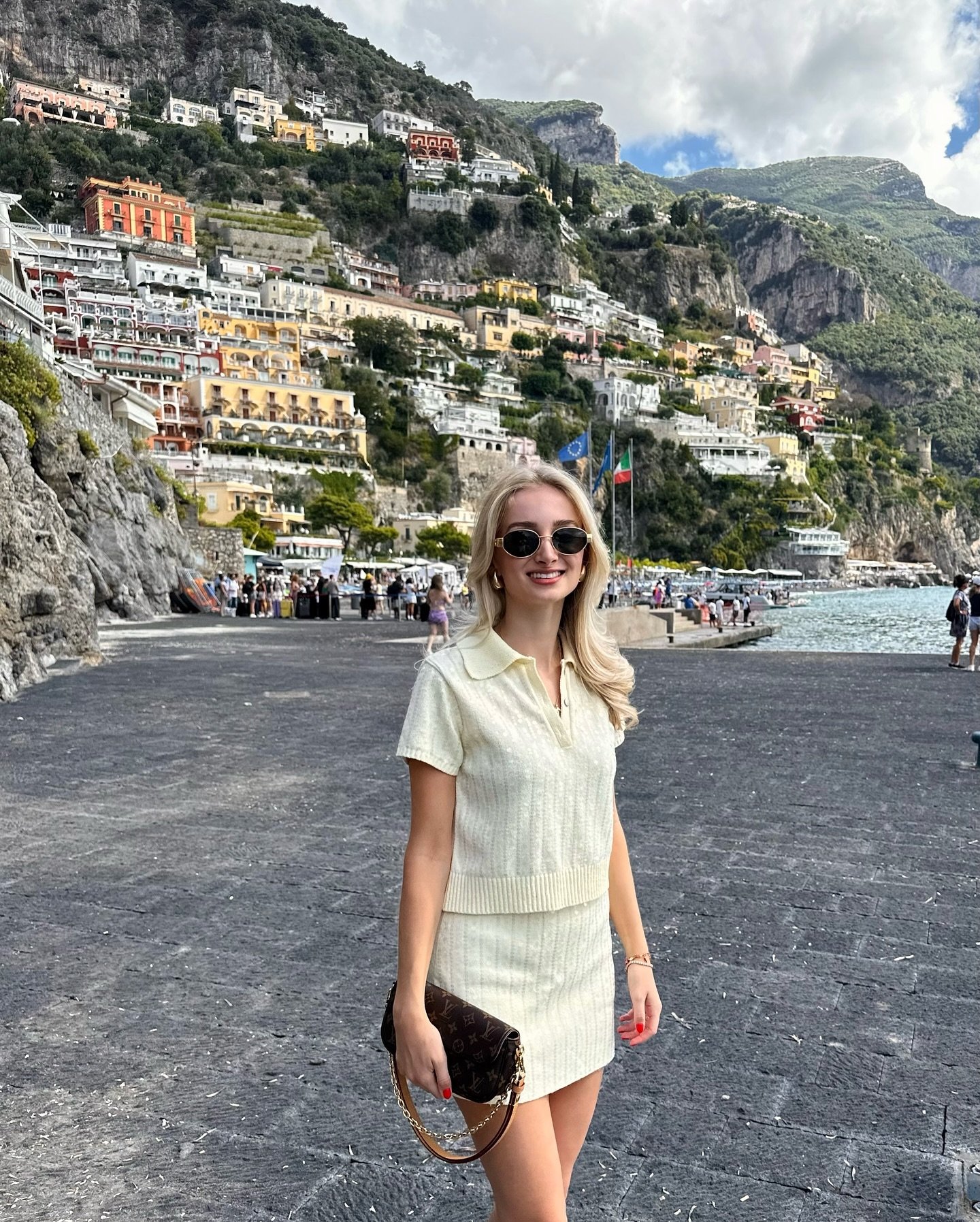 DeloresWun15892's profile picture. 