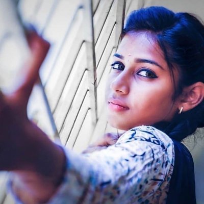 Dravidamagal's profile picture. ❤️அன்பில் மலர்வோம்.. பண்பில் ஒளிர்வோம்!