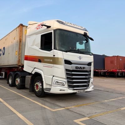 finnyjr's profile picture. Old before my time ... hgv driver.