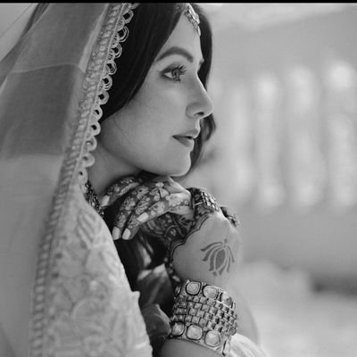 AngelHinaKhan_2's profile picture. Fanpage of Hina Khan 
Here only for Paramsundari Hina Khan
.
No DM allowed