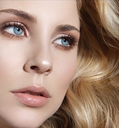 ZiziMakeup's profile picture. Makeup Artist