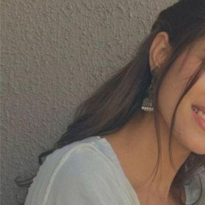 UaxXL's profile picture. 