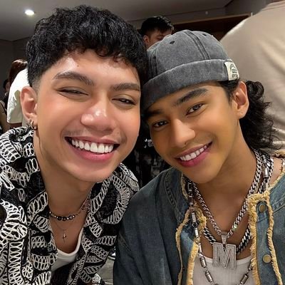 RMaquid74787's profile picture. 