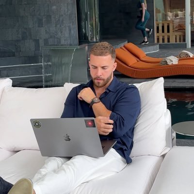 Helping busy professionals grow their capital with smart Forex trading. Low-risk | Transparent results | DM for access