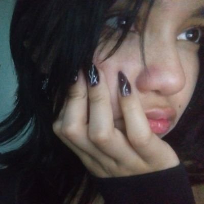 ploTtwWist's profile picture. afk