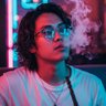 sho__kun11's profile picture. おれの人生まるでシーシャの煙みたいだ。