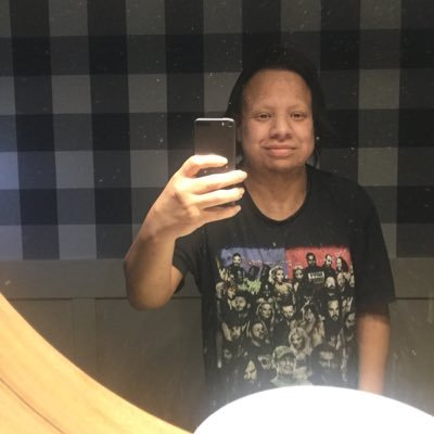 Williamray28's profile picture. I like Milf my favourite team LA kings love Kendra Sunderland I like black hair ladies with tattoos Moriah Mills❤️🖤🖤😘