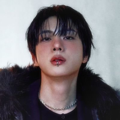 𝓐brázame que mi 【corazón】
Necesita escuchar el “tuyo” 𝍪 @agustd / @BTS 𠋥