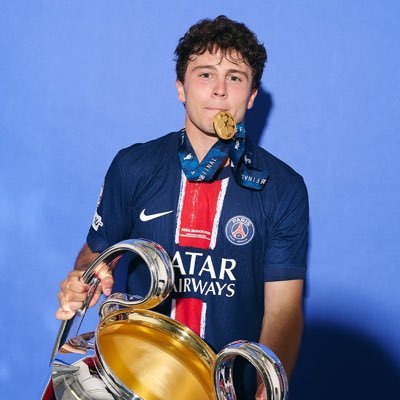 SadjiAkoum's profile picture. SENEGAL🇫🇷🇸🇳