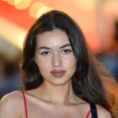 je stream et j'ai un podcast ciné qui est pas encore sorti mais bientôt tqt
https://t.co/JpKfXMgXL3 | IG👇🏻