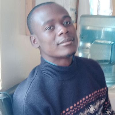 anyushjose's profile picture. Reader