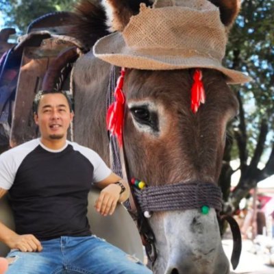 喜欢野裸带来的刺激,屌虽不大但能称上无敌金刚钻,再耐的0都会被我猛插求放过,交五湖四海的朋友,喜欢留个关注,经常出差遇到同城可以约 #驴屌大叔爱操粉