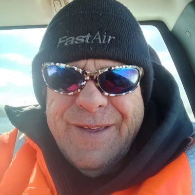 I’m looking for a honest and trustworthy sugar baby to get spoil .(scammers pls don’t send a DM )