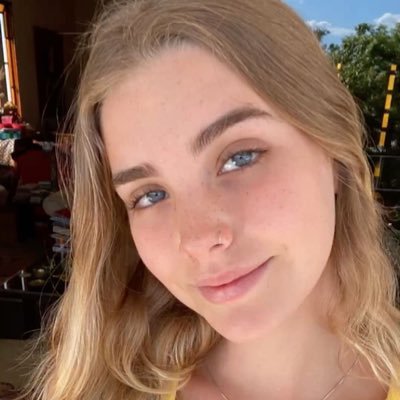 maria21359's profile picture. 