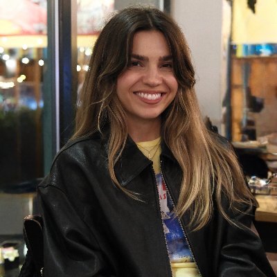 Lisa Popovici 🪄 Profile