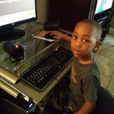 easywoneysniper's profile picture. 𝒋𝒂𝒚𝒅𝒆𝒏 “𝒋𝒑“ 𝒑𝒊𝒆𝒓𝒓𝒆 𝒔𝒕𝒖𝒅𝒆𝒏𝒕 𝒂𝒕𝒉𝒍𝒆𝒕𝒆 𝒕𝒓𝒂𝒄𝒌🏃🏾| 𝒃𝒂𝒔𝒌𝒆𝒕𝒃𝒂𝒍𝒍 🏀 𝒄/𝒐 28 🎓100m, 200m, 4x100 easywoneysniper13@gmail.com