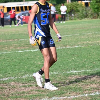 BraylonWright17's profile picture. 🏈ATH🏀 || 6’3 150 C/O 2027 || Oscar Smith High || Contacts (2257764618) || NCAA id#2411446476